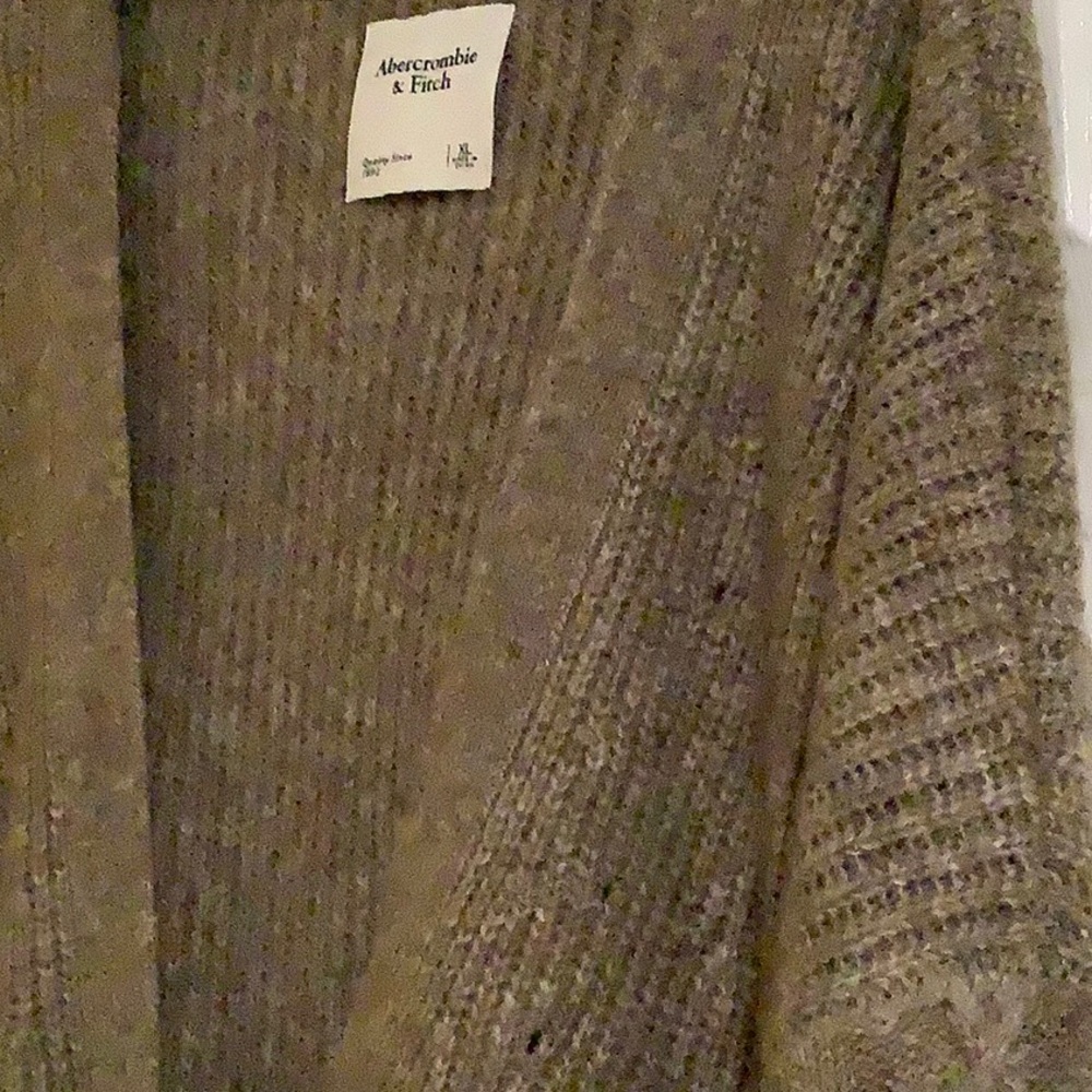Abercrombie & Fitch Gray Cardigan Sweater - Picture 2 of 9